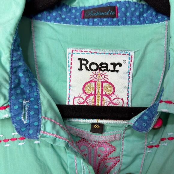 Roar Women's Button Up Shirt Pink Green Ombre' Rhinestone Embroidered Size M - Picture 10 of 12